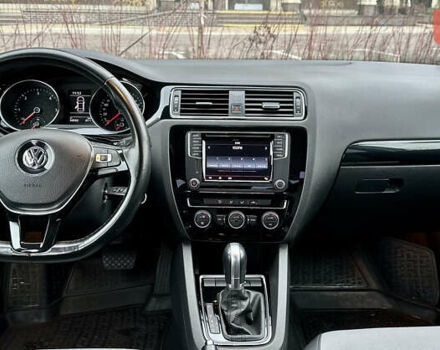 Белый Фольксваген Джетта, объемом двигателя 1.6 л и пробегом 94 тыс. км за 15890 $, фото 21 на Automoto.ua