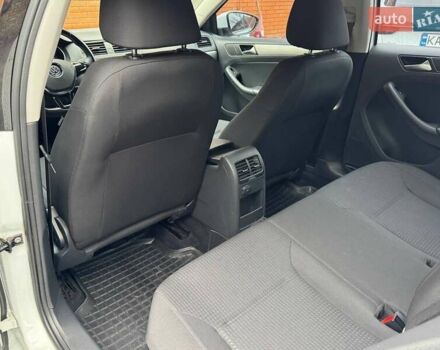 Білий Фольксваген Джетта, об'ємом двигуна 1.6 л та пробігом 99 тис. км за 11800 $, фото 36 на Automoto.ua