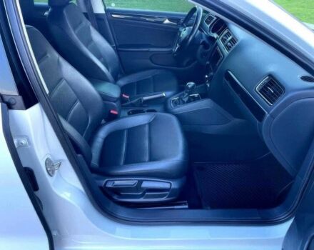 Белый Фольксваген Джетта, объемом двигателя 1.8 л и пробегом 76 тыс. км за 4200 $, фото 9 на Automoto.ua