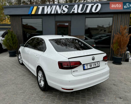 Белый Фольксваген Джетта, объемом двигателя 1.6 л и пробегом 276 тыс. км за 10500 $, фото 21 на Automoto.ua