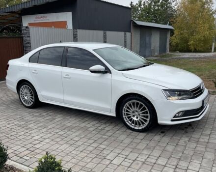 Фольксваген Джетта 2016 в Новомосковске на Automoto.ua Белый Фольксваген Джетта, объемом двигателя 1.6 л и пробегом 136 тыс. км за 11500 $, фото 1 на Automoto.ua