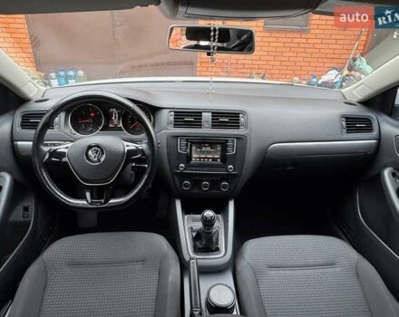 Білий Фольксваген Джетта, об'ємом двигуна 1.6 л та пробігом 99 тис. км за 11800 $, фото 35 на Automoto.ua