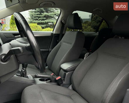 Фольксваген Джетта 2016 в Львове на Automoto.ua Белый Фольксваген Джетта, объемом двигателя 1.6 л и пробегом 187 тыс. км за 11500 $, фото 8 на Automoto.ua