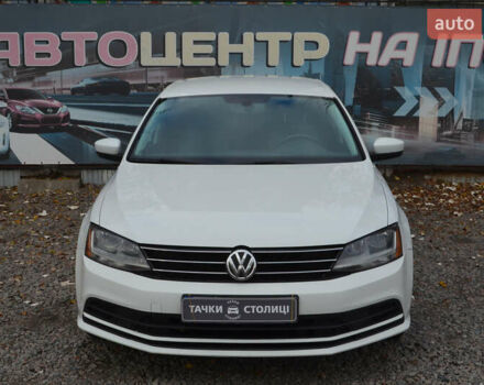 Фольксваген Джетта 2016 в Киеве на Automoto.ua Белый Фольксваген Джетта, объемом двигателя 1.39 л и пробегом 118 тыс. км за 11200 $, фото 1 на Automoto.ua