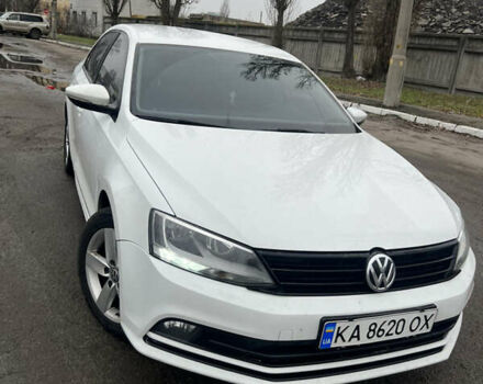 Белый Фольксваген Джетта, объемом двигателя 1.6 л и пробегом 226 тыс. км за 10200 $, фото 2 на Automoto.ua