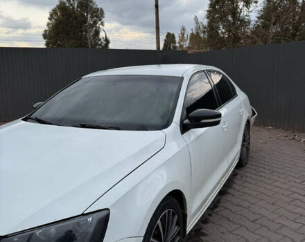 Фольксваген Джетта 2016 в Кривом Роге на Automoto.ua Белый Фольксваген Джетта, объемом двигателя 1.8 л и пробегом 110 тыс. км за 5500 $, фото 1 на Automoto.ua