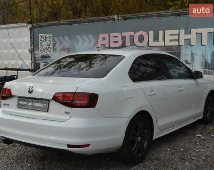 Фольксваген Джетта 2016 в Киеве на Automoto.ua Белый Фольксваген Джетта, объемом двигателя 1.39 л и пробегом 118 тыс. км за 11200 $, фото 6 на Automoto.ua