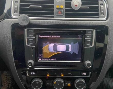 Белый Фольксваген Джетта, объемом двигателя 1.6 л и пробегом 157 тыс. км за 10300 $, фото 8 на Automoto.ua