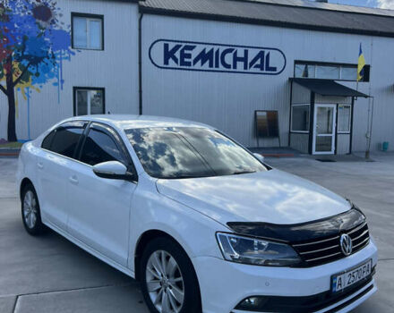 Белый Фольксваген Джетта, объемом двигателя 1.6 л и пробегом 216 тыс. км за 9500 $, фото 2 на Automoto.ua