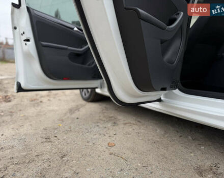 Білий Фольксваген Джетта, об'ємом двигуна 1.8 л та пробігом 184 тис. км за 10700 $, фото 31 на Automoto.ua