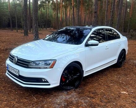 Фольксваген Джетта 2016 в Богодухове на Automoto.ua Белый Фольксваген Джетта, объемом двигателя 1.8 л и пробегом 107 тыс. км за 12700 $, фото 5 на Automoto.ua
