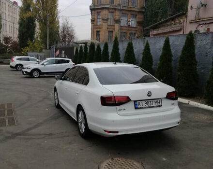 Белый Фольксваген Джетта, объемом двигателя 1.6 л и пробегом 245 тыс. км за 10500 $, фото 4 на Automoto.ua
