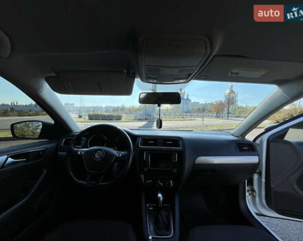 Белый Фольксваген Джетта, объемом двигателя 1.39 л и пробегом 174 тыс. км за 9100 $, фото 13 на Automoto.ua