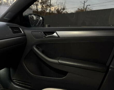 Фольксваген Джетта 2016 в Кривом Роге на Automoto.ua Белый Фольксваген Джетта, объемом двигателя 1.8 л и пробегом 110 тыс. км за 5500 $, фото 19 на Automoto.ua