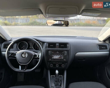 Белый Фольксваген Джетта, объемом двигателя 1.6 л и пробегом 232 тыс. км за 10700 $, фото 10 на Automoto.ua