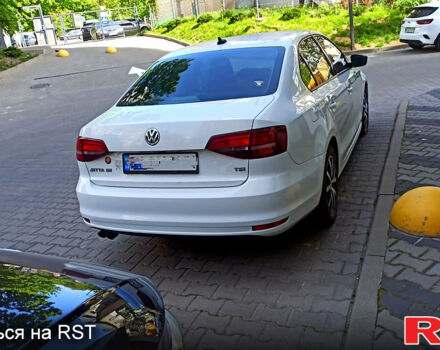 Фольксваген Джетта 2016 в Львове на Automoto.ua Белый Фольксваген Джетта, объемом двигателя 1.4 л и пробегом 155 тыс. км за 10100 $, фото 2 на Automoto.ua