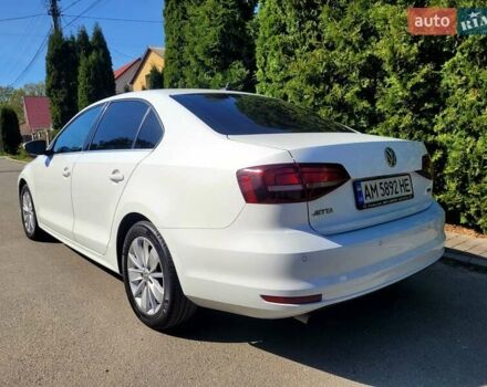 Білий Фольксваген Джетта, об'ємом двигуна 1.6 л та пробігом 219 тис. км за 12500 $, фото 10 на Automoto.ua
