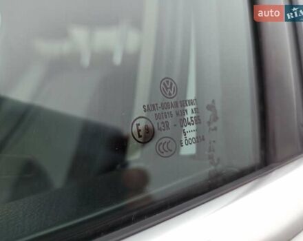 Белый Фольксваген Джетта, объемом двигателя 1.6 л и пробегом 226 тыс. км за 12500 $, фото 53 на Automoto.ua