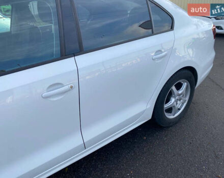 Білий Фольксваген Джетта, об'ємом двигуна 1.4 л та пробігом 140 тис. км за 10899 $, фото 10 на Automoto.ua