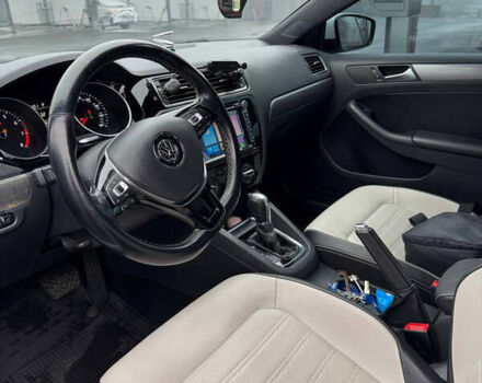 Білий Фольксваген Джетта, об'ємом двигуна 1.8 л та пробігом 103 тис. км за 13000 $, фото 12 на Automoto.ua