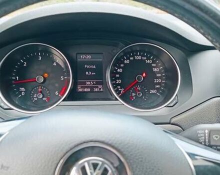 Білий Фольксваген Джетта, об'ємом двигуна 1.6 л та пробігом 301 тис. км за 9000 $, фото 8 на Automoto.ua