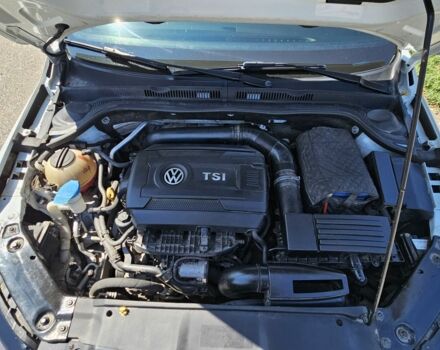 Білий Фольксваген Джетта, об'ємом двигуна 2 л та пробігом 179 тис. км за 11500 $, фото 2 на Automoto.ua