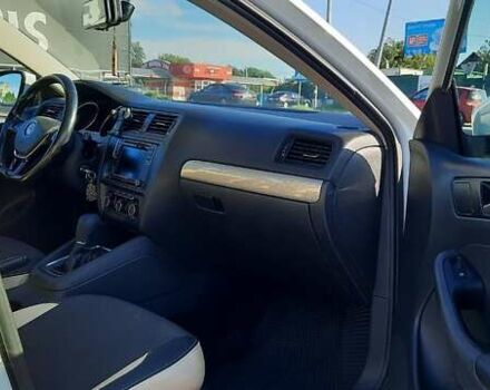 Білий Фольксваген Джетта, об'ємом двигуна 1.6 л та пробігом 167 тис. км за 11300 $, фото 9 на Automoto.ua