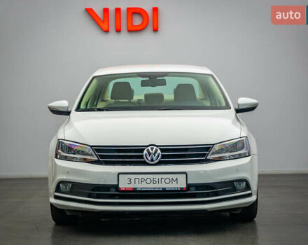 Фольксваген Джетта 2016 в Киеве на Automoto.ua Белый Фольксваген Джетта, объемом двигателя 1.6 л и пробегом 102 тыс. км за 11404 $, фото 5 на Automoto.ua