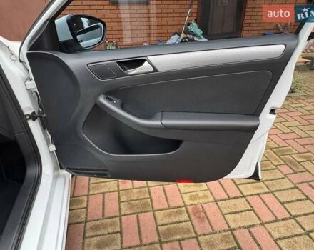 Білий Фольксваген Джетта, об'ємом двигуна 1.6 л та пробігом 99 тис. км за 11800 $, фото 25 на Automoto.ua