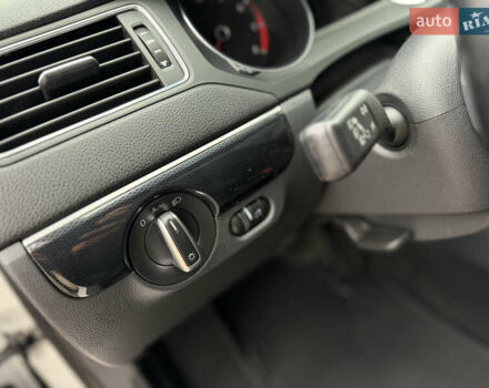 Білий Фольксваген Джетта, об'ємом двигуна 1.8 л та пробігом 184 тис. км за 10700 $, фото 16 на Automoto.ua