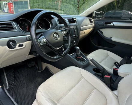 Білий Фольксваген Джетта, об'ємом двигуна 1.4 л та пробігом 154 тис. км за 10700 $, фото 12 на Automoto.ua