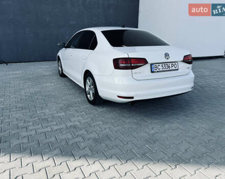 Білий Фольксваген Джетта, об'ємом двигуна 1.6 л та пробігом 187 тис. км за 10800 $, фото 5 на Automoto.ua