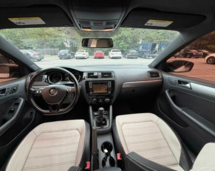 Білий Фольксваген Джетта, об'ємом двигуна 1.8 л та пробігом 70 тис. км за 4500 $, фото 5 на Automoto.ua