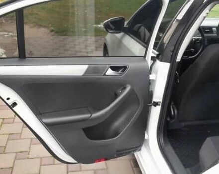 Білий Фольксваген Джетта, об'ємом двигуна 1.6 л та пробігом 178 тис. км за 11300 $, фото 15 на Automoto.ua