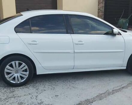 Белый Фольксваген Джетта, объемом двигателя 1.4 л и пробегом 141 тыс. км за 9500 $, фото 2 на Automoto.ua