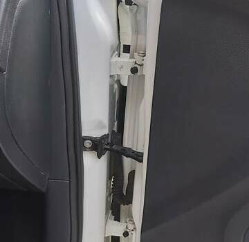 Белый Фольксваген Джетта, объемом двигателя 1.4 л и пробегом 141 тыс. км за 9500 $, фото 45 на Automoto.ua