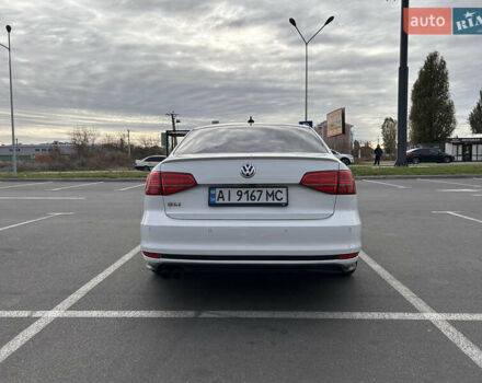 Фольксваген Джетта 2016 в Киеве на Automoto.ua Белый Фольксваген Джетта, объемом двигателя 2 л и пробегом 182 тыс. км за 13000 $, фото 5 на Automoto.ua