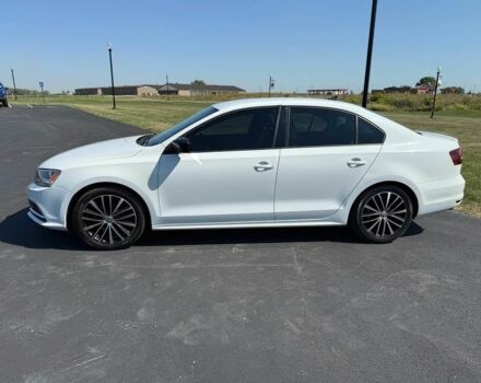 Білий Фольксваген Джетта, об'ємом двигуна 1.8 л та пробігом 112 тис. км за 5500 $, фото 4 на Automoto.ua