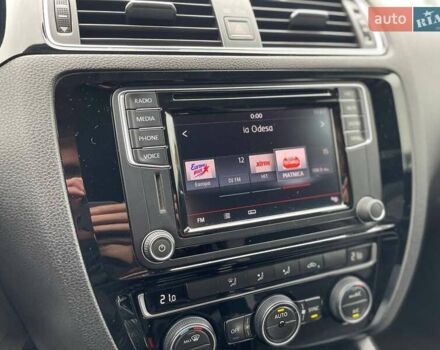 Фольксваген Джетта 2016 в Одессе на Automoto.ua Белый Фольксваген Джетта, объемом двигателя 1.6 л и пробегом 132 тыс. км за 13000 $, фото 17 на Automoto.ua