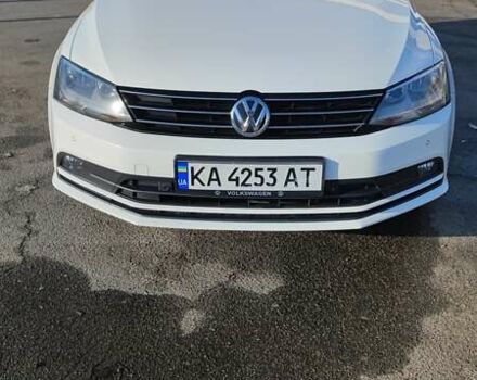 Белый Фольксваген Джетта, объемом двигателя 1.6 л и пробегом 152 тыс. км за 13500 $, фото 3 на Automoto.ua