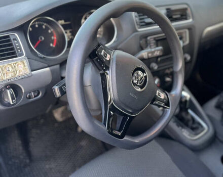 Фольксваген Джетта 2016 в Тернополе на Automoto.ua Белый Фольксваген Джетта, объемом двигателя 1.39 л и пробегом 181 тыс. км за 9999 $, фото 7 на Automoto.ua