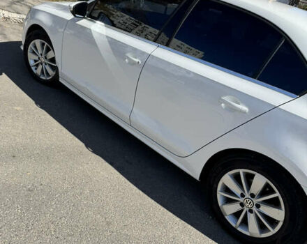 Белый Фольксваген Джетта, объемом двигателя 1.6 л и пробегом 73 тыс. км за 16000 $, фото 16 на Automoto.ua