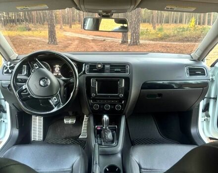 Фольксваген Джетта 2016 в Богодухове на Automoto.ua Белый Фольксваген Джетта, объемом двигателя 1.8 л и пробегом 107 тыс. км за 12700 $, фото 11 на Automoto.ua