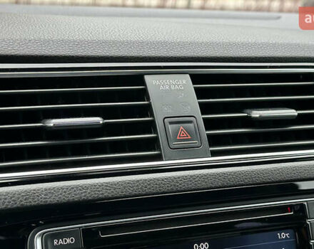 Белый Фольксваген Джетта, объемом двигателя 1.6 л и пробегом 94 тыс. км за 15890 $, фото 28 на Automoto.ua