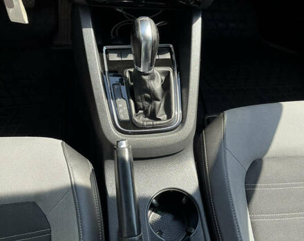 Білий Фольксваген Джетта, об'ємом двигуна 1.6 л та пробігом 173 тис. км за 11000 $, фото 18 на Automoto.ua