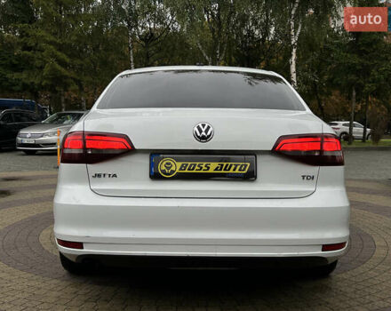 Фольксваген Джетта 2016 в Львове на Automoto.ua Белый Фольксваген Джетта, объемом двигателя 1.6 л и пробегом 187 тыс. км за 11500 $, фото 5 на Automoto.ua