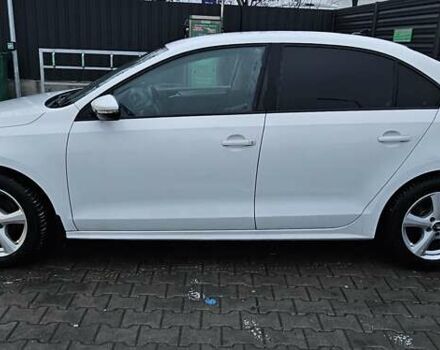 Білий Фольксваген Джетта, об'ємом двигуна 1.6 л та пробігом 139 тис. км за 10500 $, фото 4 на Automoto.ua