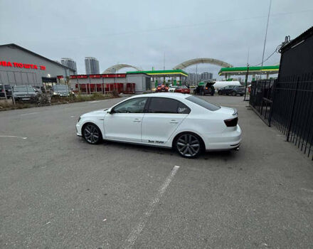 Белый Фольксваген Джетта, объемом двигателя 2 л и пробегом 106 тыс. км за 12500 $, фото 6 на Automoto.ua