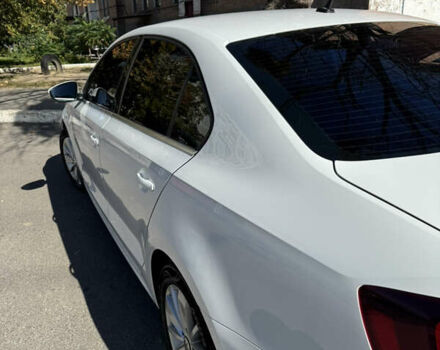 Белый Фольксваген Джетта, объемом двигателя 1.6 л и пробегом 73 тыс. км за 16000 $, фото 3 на Automoto.ua