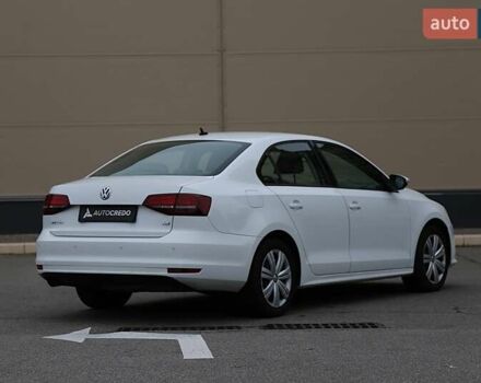 Білий Фольксваген Джетта, об'ємом двигуна 1.6 л та пробігом 122 тис. км за 12600 $, фото 5 на Automoto.ua